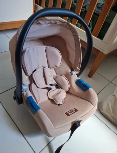 Bebê conforto Burigotto