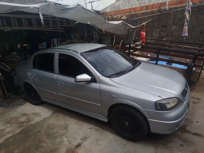 Chevrolet Astra GL Milenium 1.8 MPFI 4P 2001