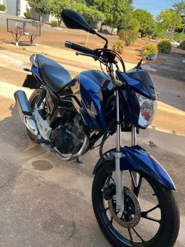Titan 160