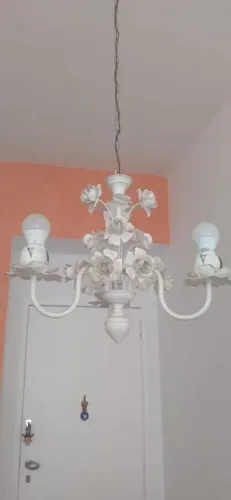 Lustre vintage em metal