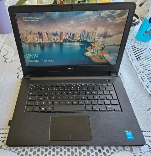 Notebook Dell Vostro 3558 - Intel(R) Core(TM) i3-5005U - 8GB de RAM - SSD 120GB