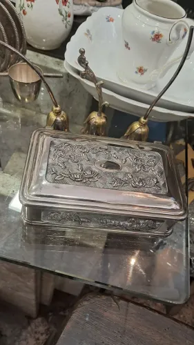 Porta joia Belíssimo alto relevo