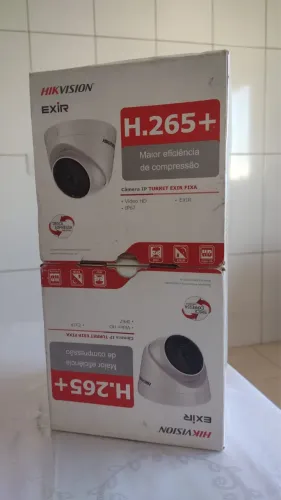 2 câmeras Hikvision IP Turret EXIR Fixa