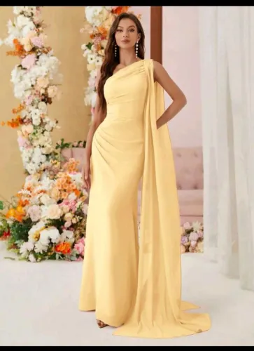 Vestido de festa longo Amarelo manteiga - Usado Apenas uma única vez 