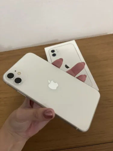 VENDO IPHONE 11
