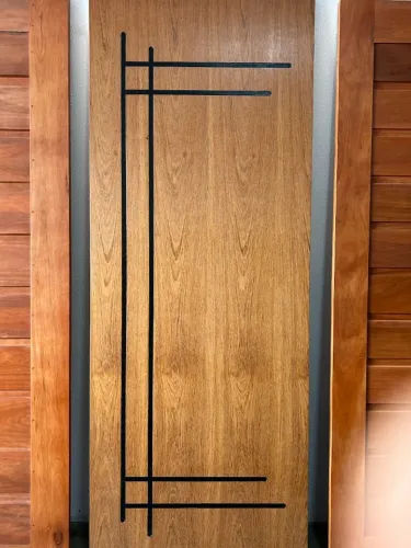 Porta Folheada Frisada para Quarto | Acabamento Premium