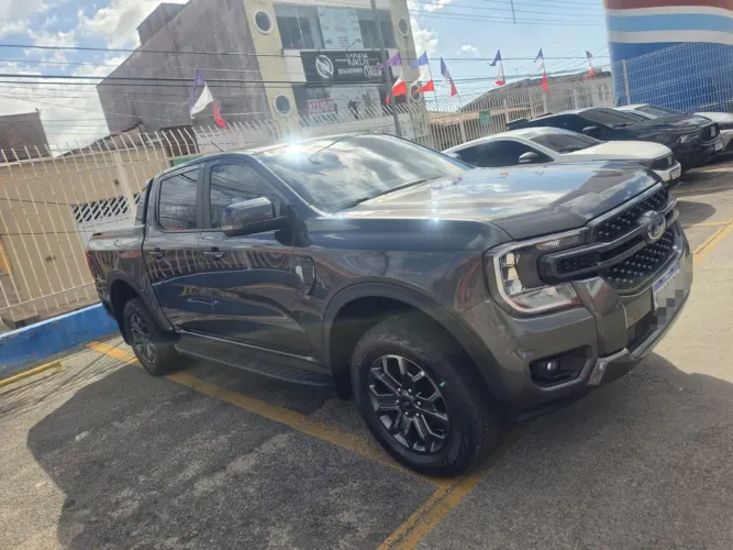 Ford Ranger Black 2.0 4X2 CD TB Diesel Aut. 2025