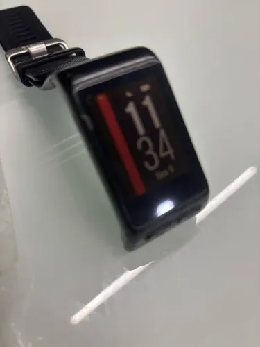 Relógio Garmin Vivo Active HR (para retirada peças)
