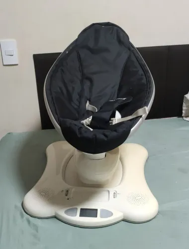 Cadeira de balanço mamaroo 4moms
