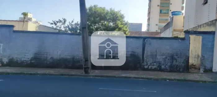 Terreno a venda no bairro Centro+