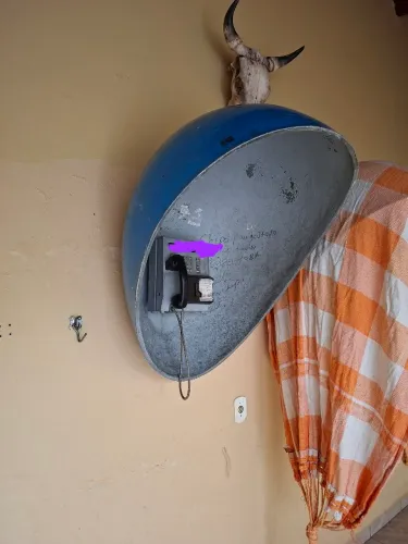 Aparelho telefônico orelhão