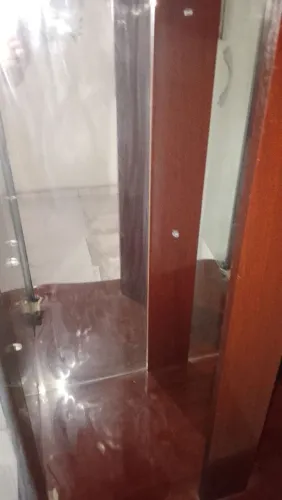 armário cristaleira muito conservado