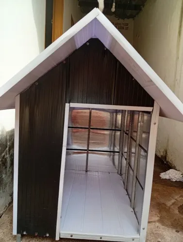 Vende se uma casinha de pet conservada!!