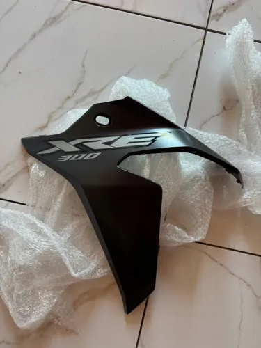 Carenagem Lateral Esquerda Xre 300 2020-21 Original Honda Cinza-escuro