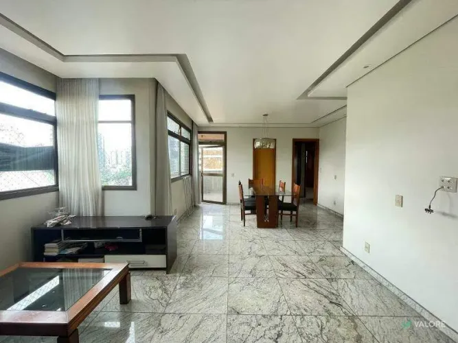 Apartamento à venda, 3 quartos, 90m² de área no Savassi.