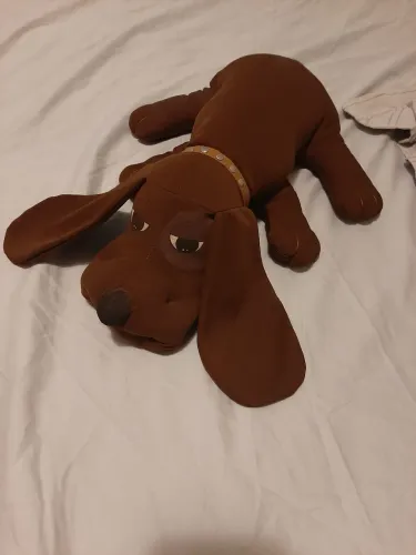 Cachorro de pelúcia Snif Snif