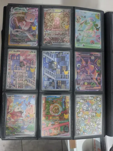 Coleção de Pokémon 30 anos