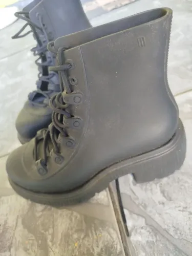 Bota melissa tratadora