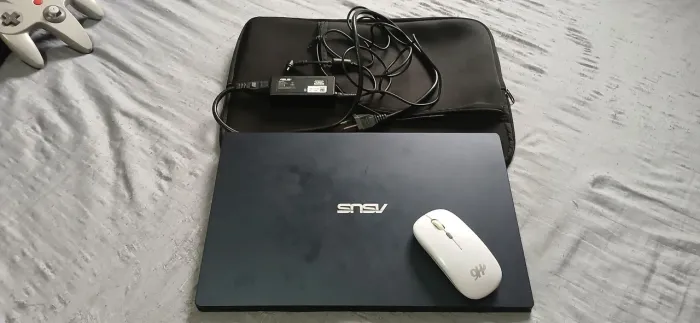 Notebook Asus E510k + Mouse + Bolsa