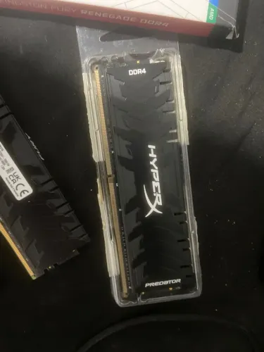 Ram 16GB hyperx predator (1x16GB)