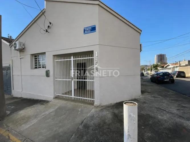 Imóvel comercial bem localizado com 3 salas e recepção