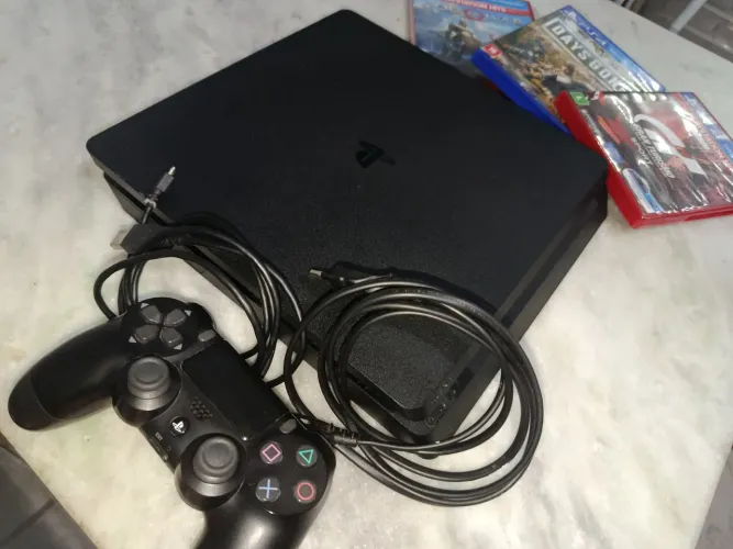 Playstation 4 Slim 1TB 