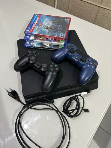 Ps4 slim 1tb