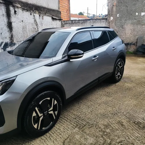 Peugeot 2008 Active 1.0 Turbo Flex 5P Aut. 2025