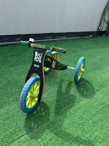 Triciclo / bicicleta de equilíbrio