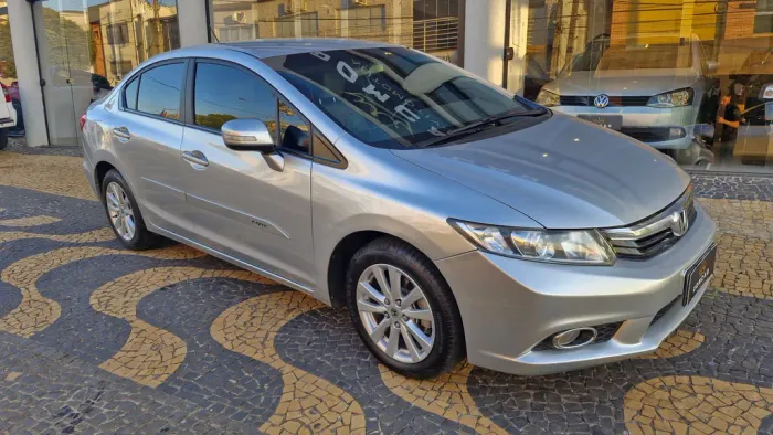 Honda Civic Sedan LXR 2.0 Flexone 16V Aut. 4P 2014
