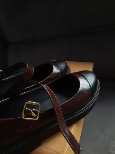 Sapato Spot Shoes feminino novo