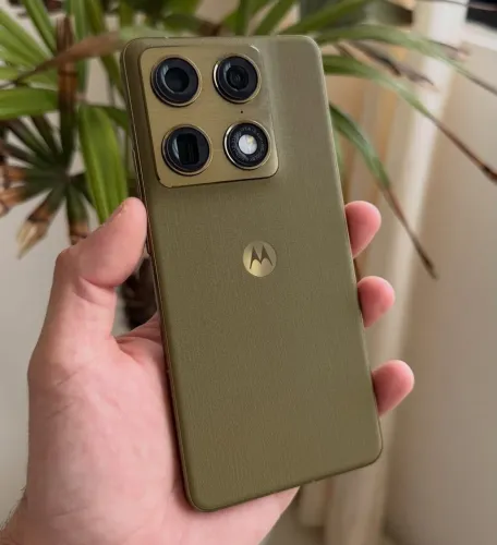 Motorola Signature 5G - 512GB 24GB 50MP Sony Lytia Zoom 100x, Tela extreme Amoled 165hz
