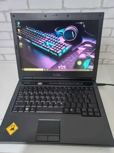 Notebook Dell / 4 GB / SSD / Garantia