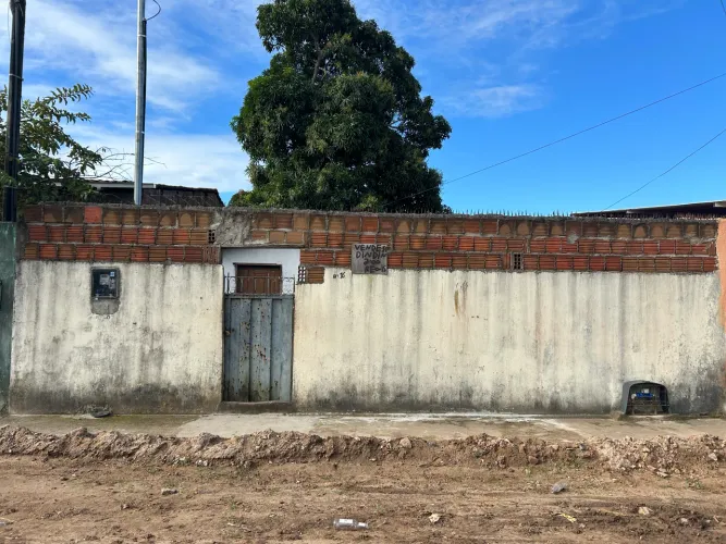 Vendo esse terreno