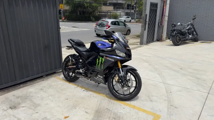 Yamaha R3 monster 2021 
