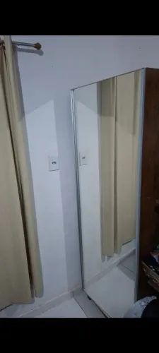 Sapateira com espelho multiuso