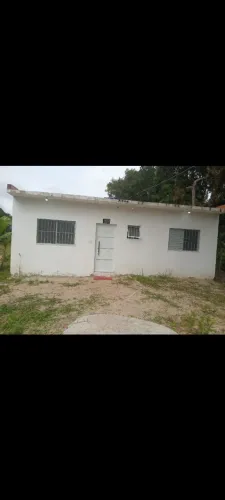 Vende-se casa na praia 
