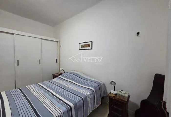Apartamento : / Residencial / Laranjeiras