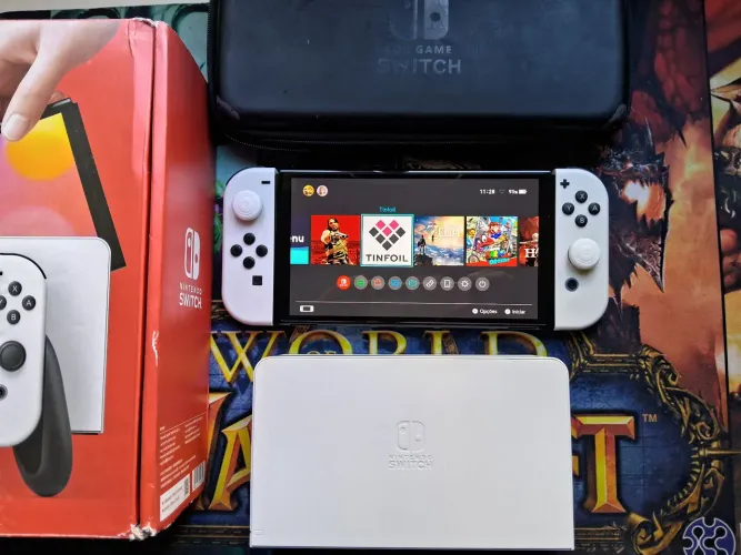 Nintendo switch oled DESBLOQUEADO! 256GB (na caixa)