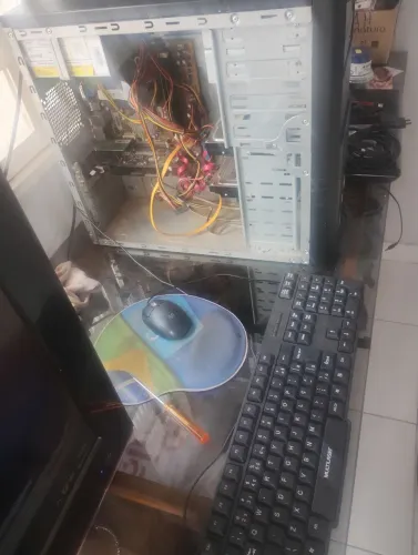 Computador (sem monitor) Intel core 2 duo