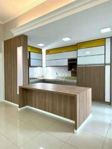 Casa à venda no Residencial Tomazella, no bairro Água Branca em Piracicaba