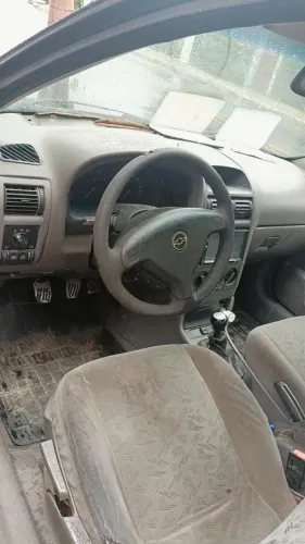 Chevrolet Astra Sedan 2.0/cd/ Expres.gls 2.0 8V 4P 2002