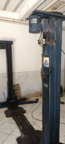 Elevador automotivo de 4 toneladas 