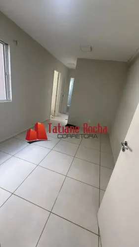 Alugo excelente apartamento térreo no Condomínio Bergamo.