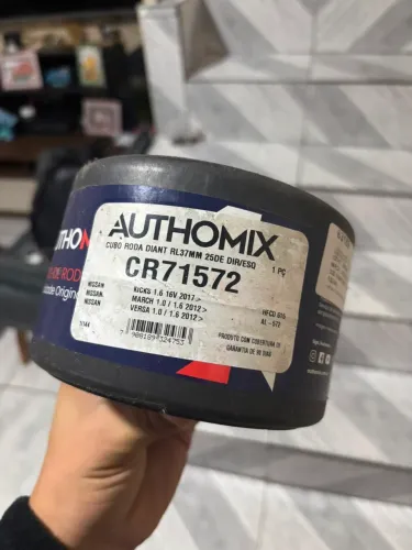 Cubo de Roda Dianteira Authomix CR71572 - Novo! Para Nissan Versa / March / Kicks