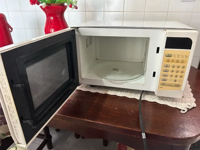 Microondas Electrolux 17L