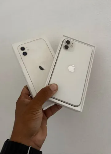 iPhone 11 64 GB