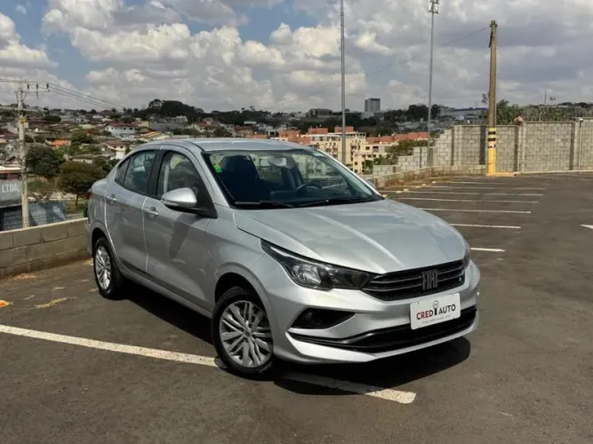 Fiat Cronos Drive 1.3 8V Flex 2024