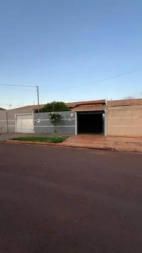 Casa com 2 quartos no North Plaza.