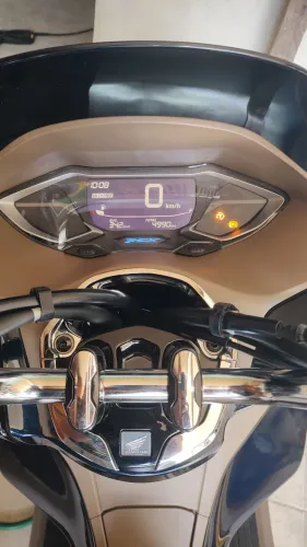 HONDA PCX 160 DLX 2025